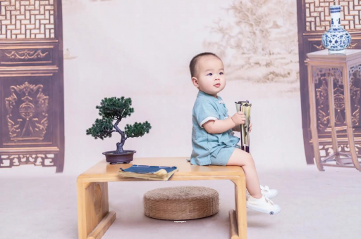 迁安市孕妇肚子上的黑线